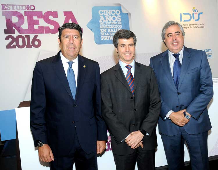 Manuel Vilches(IDIS), Adolfo Fernández-Valmayor(IDIS) y José Francisco Tomás (Sanitas)