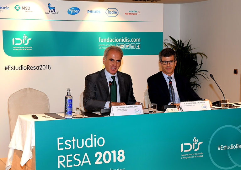 Enrique Ruiz Escudero y Adolfo Fdez.-Valmayor en la inauguracion de la Jornada