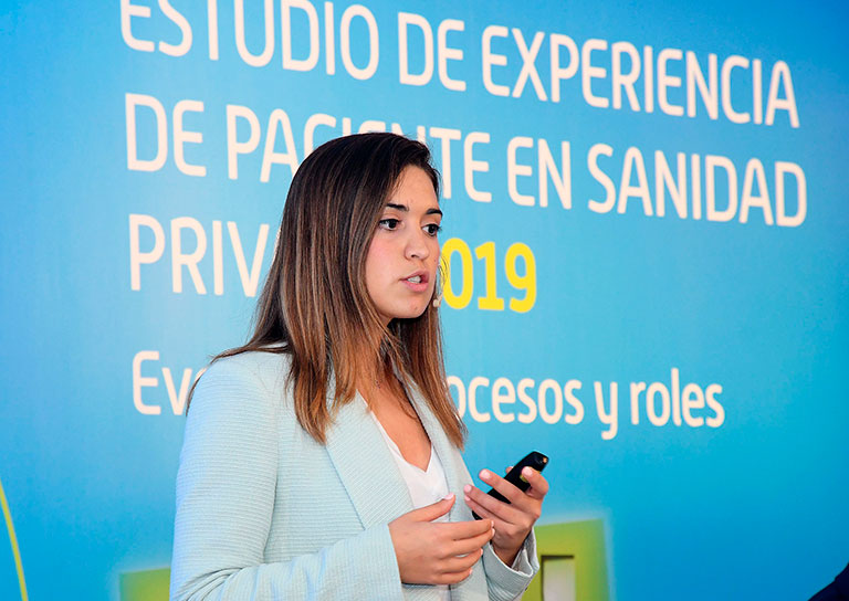 Elena Garrido (Lukkap) durante su intervención